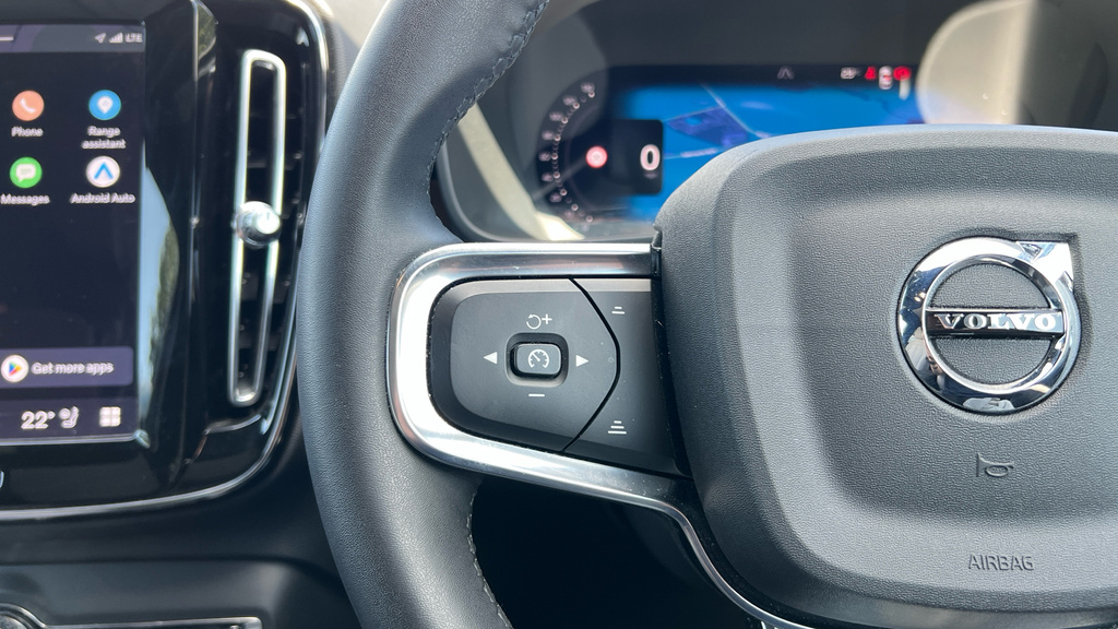 Volvo XC40 Core Grey #29