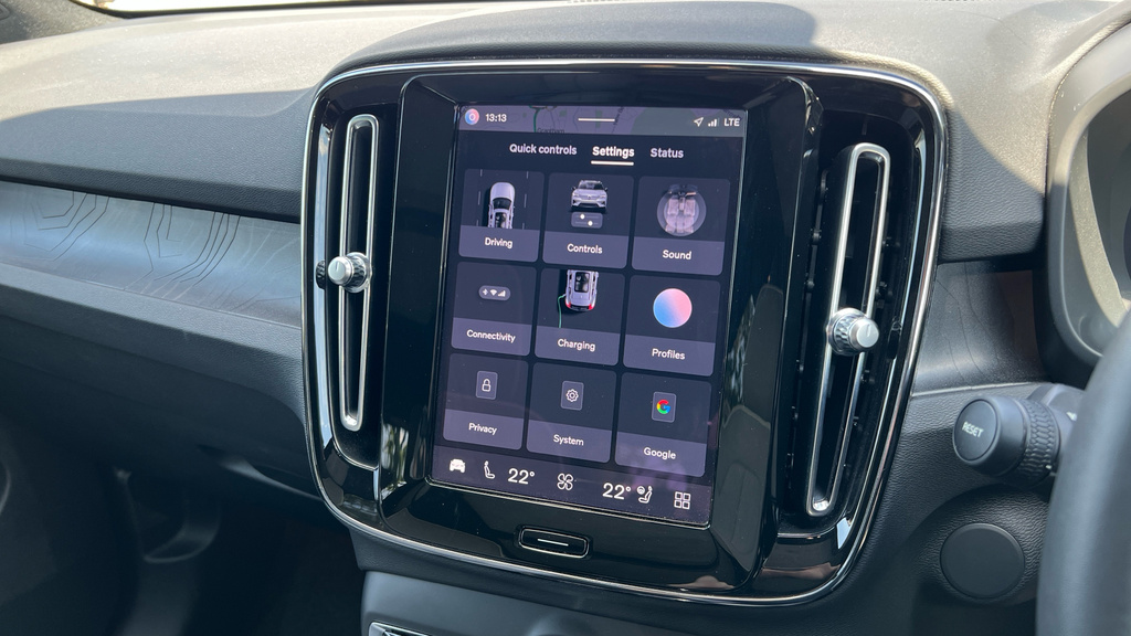 Volvo XC40 Core Grey #27