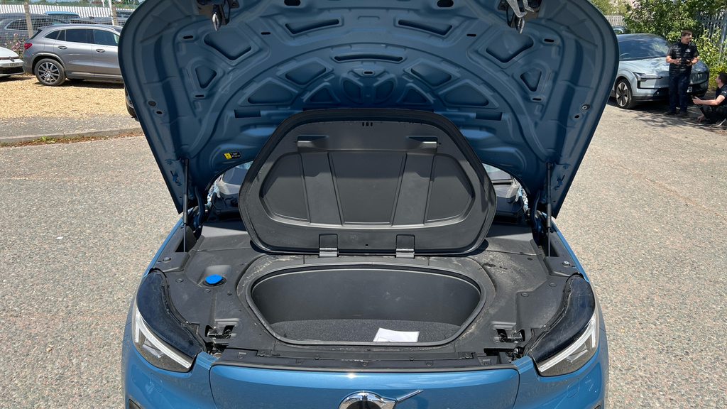 Volvo XC40 Core Grey #19