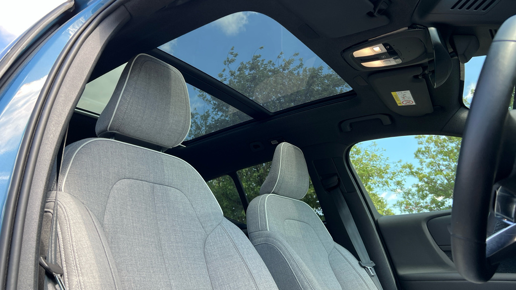 Volvo XC40 Core Grey #36
