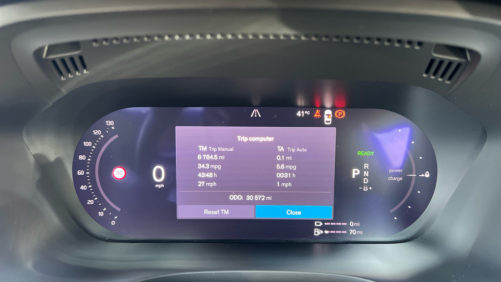Volvo XC60 Plus Blue #16