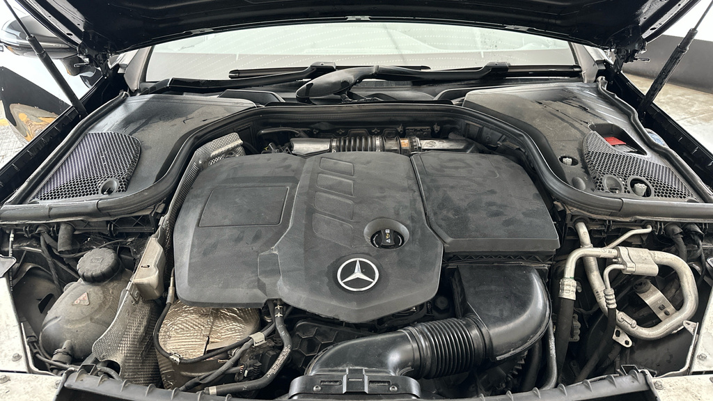 Mercedes-Benz E Class E200d Se Saloon 2.0  #23
