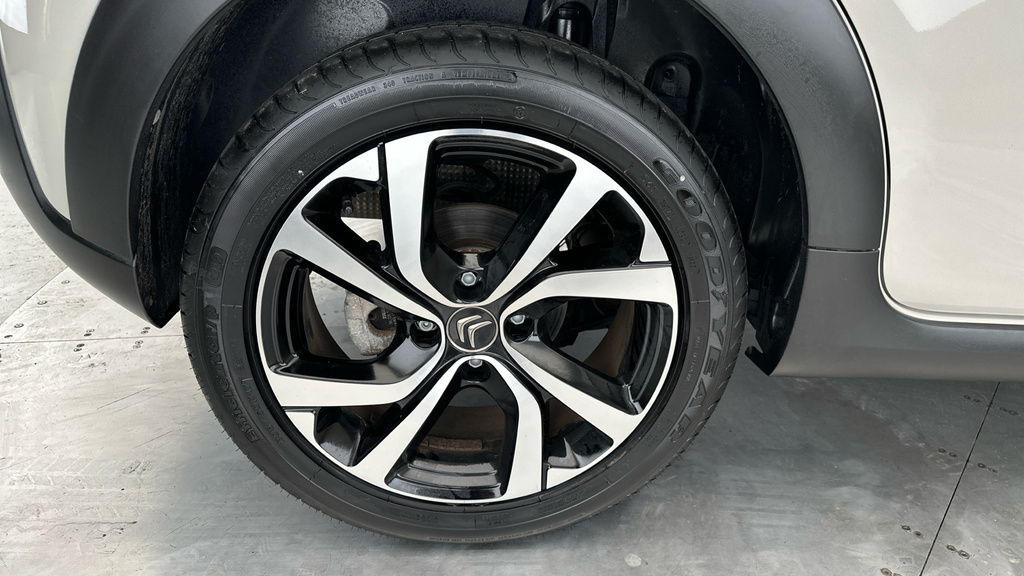 Citroen C3 1.2 Puretech Shine Plus #24