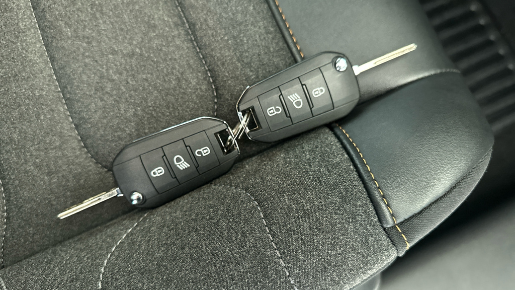Citroen C3 1.2 Puretech Shine Plus #27