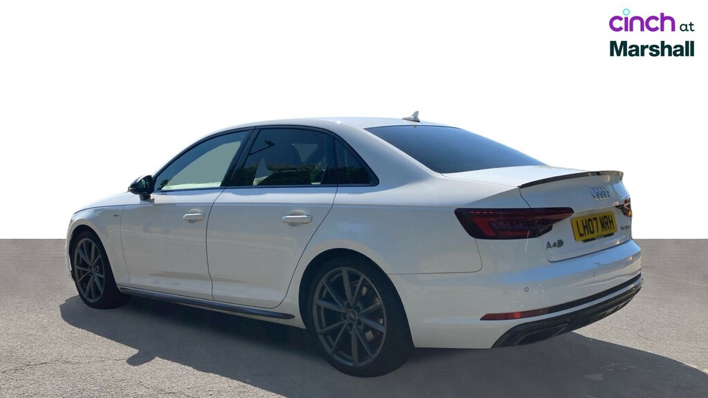 Audi A4 Technik Black #5