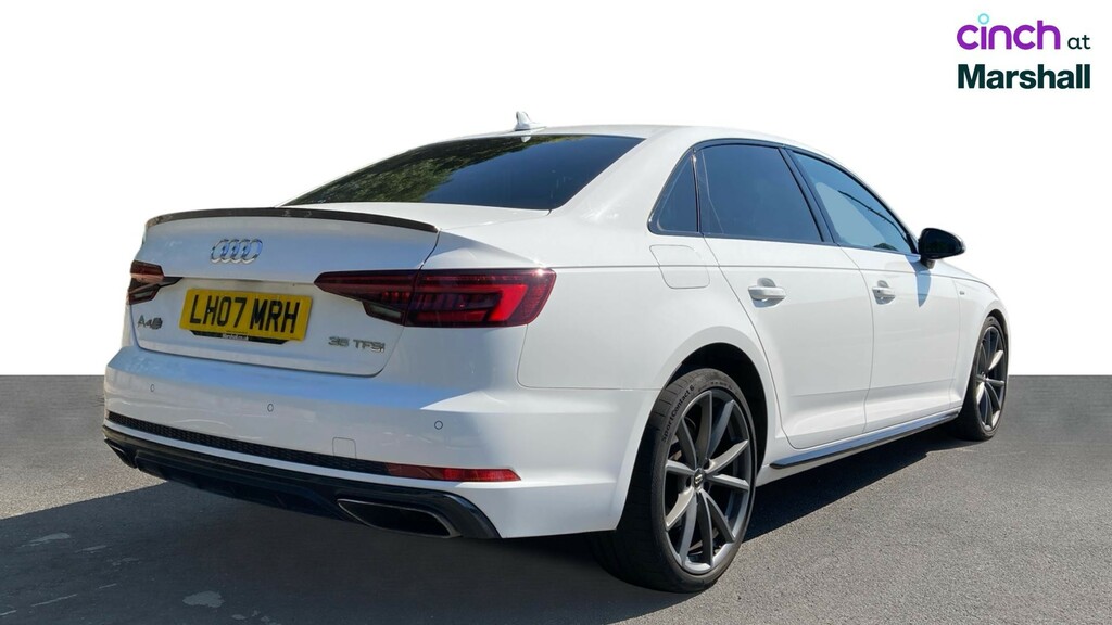 Audi A4 Technik Black #3