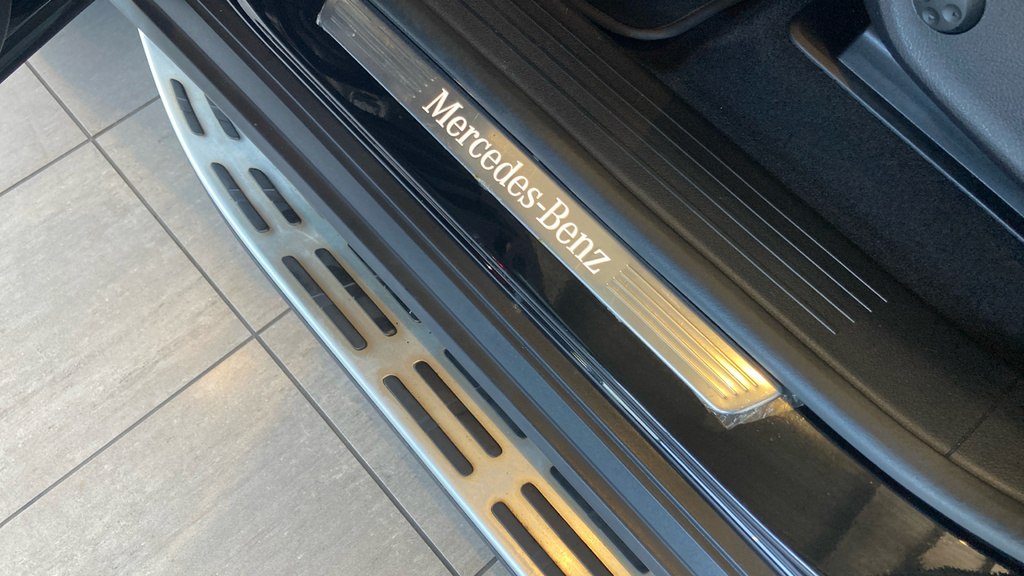 Mercedes-Benz GLS Class  Black #36