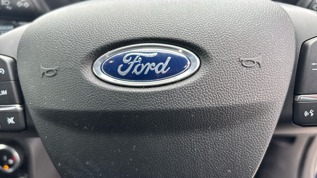 Ford Puma Vivid Ruby Edition Red #35