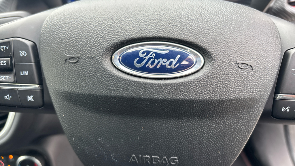 Ford Puma Vivid Ruby Edition Red #34