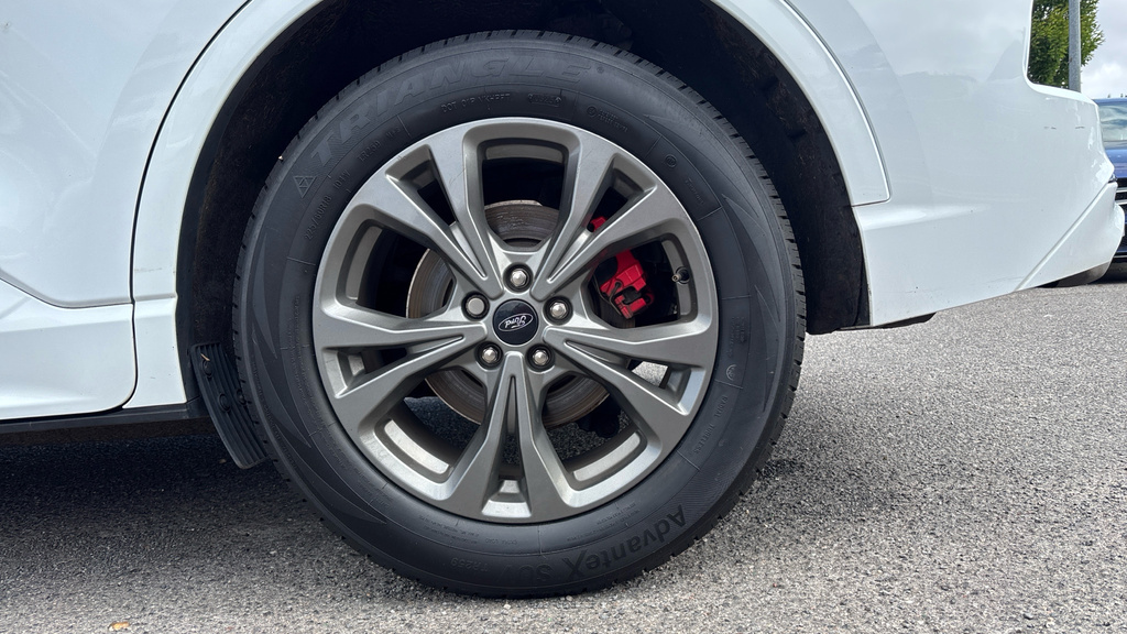Ford Kuga Active Phev Green #19