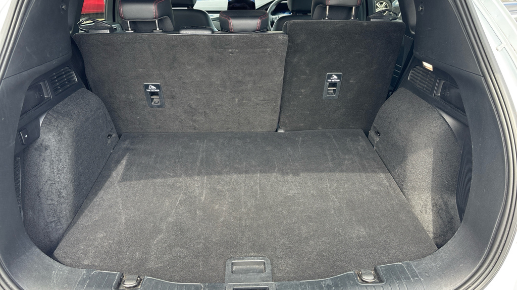 Ford Kuga Active Phev Green #15