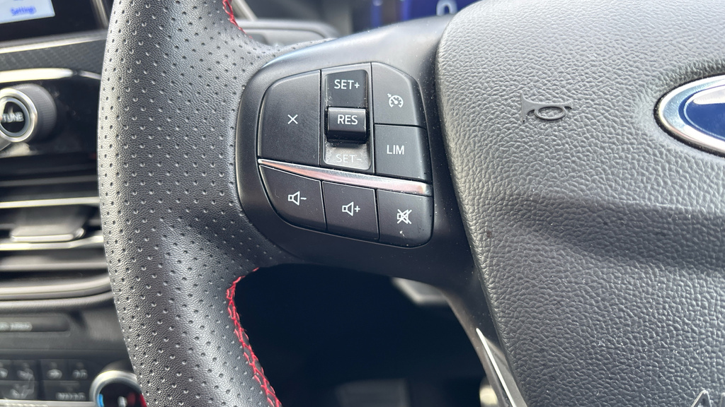 Ford Kuga Active Phev Green #24