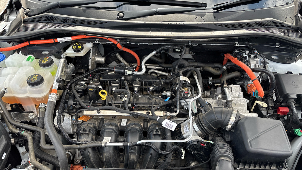 Ford Kuga Active Phev Green #16