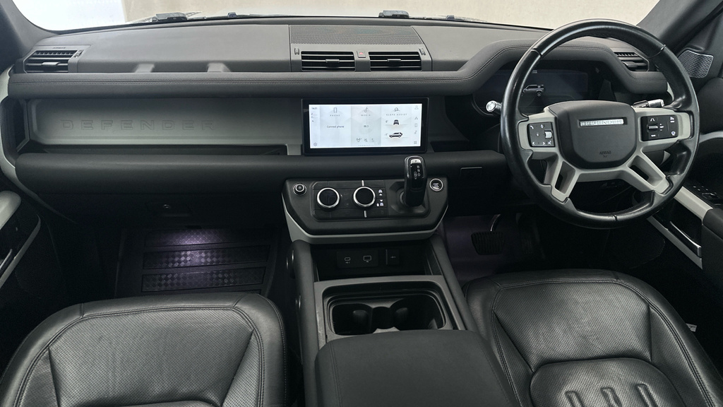 Land Rover Defender Core Black #15