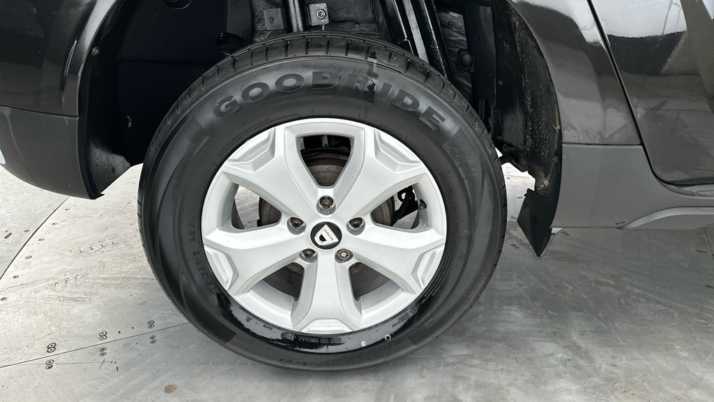 Dacia Duster  Grey #25