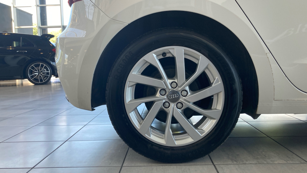 Audi A1 Hatchback White #19