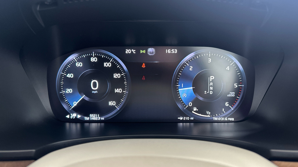 Volvo V90 D4 R-design Navigation, Climate Pack, Grey #19