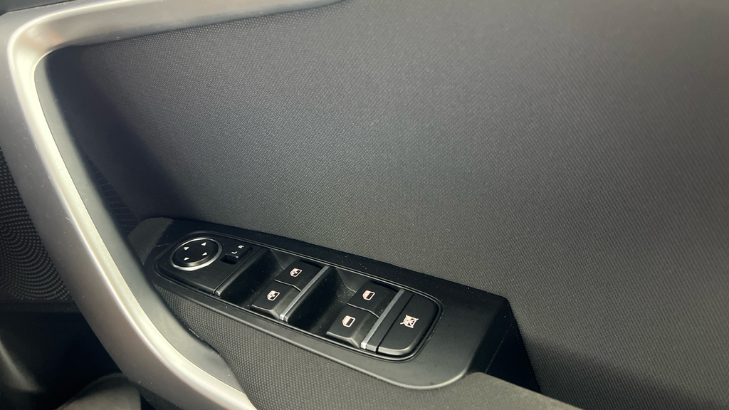 Kia Xceed 2 Black #19