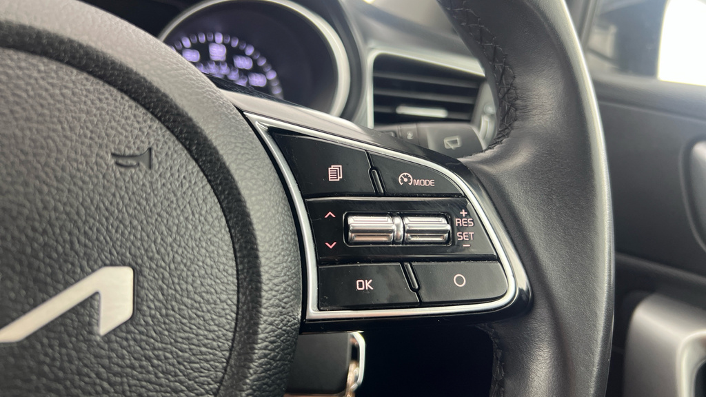 Kia Xceed 2 Black #18