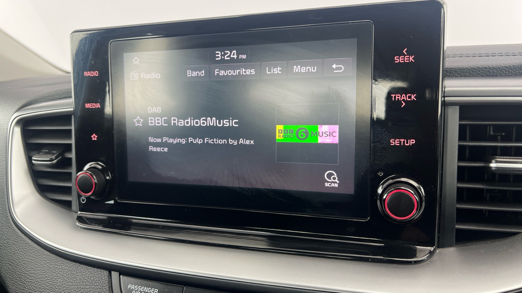 Kia Xceed 2 Black #16