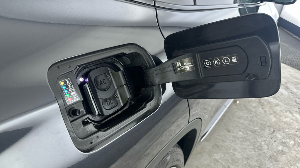 BMW iX3 Suv Grey #28