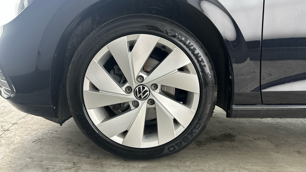Volkswagen Golf Gti Tsi Dsg Black #28