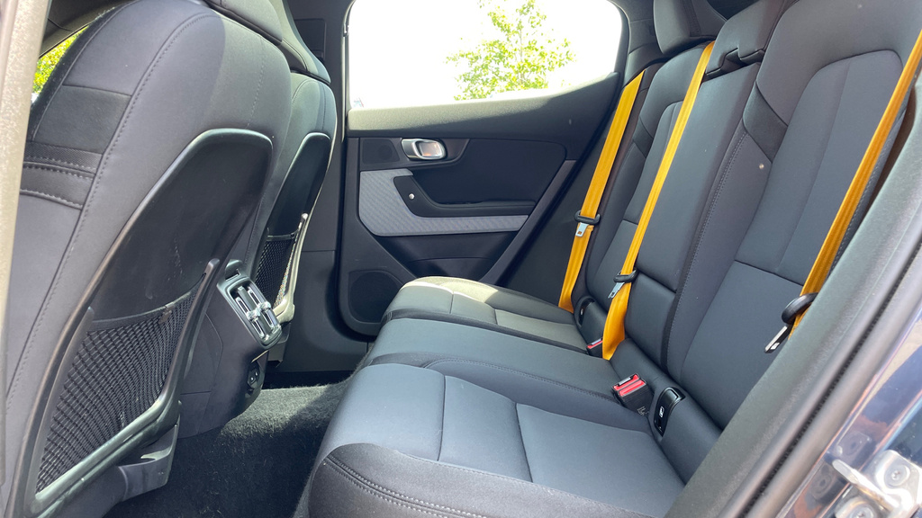 Polestar 2 Hatchback Grey #32