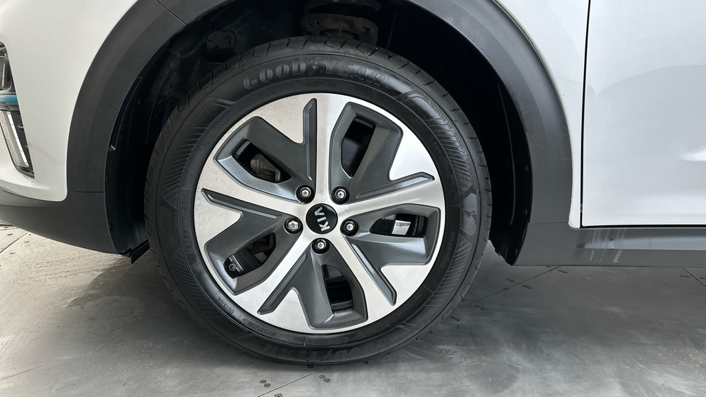 Kia e-Niro 3 Grey #27