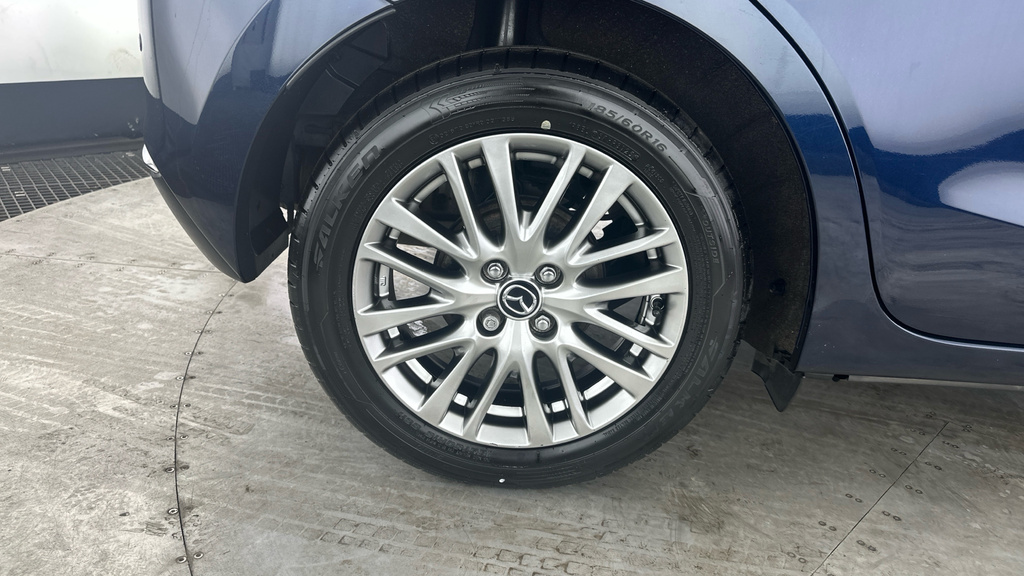 Mazda 2 Mazda 2 Se-l Silver #29