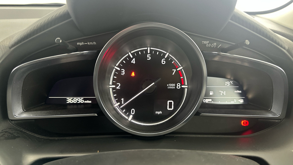 Mazda 2 Mazda 2 Se-l Silver #23