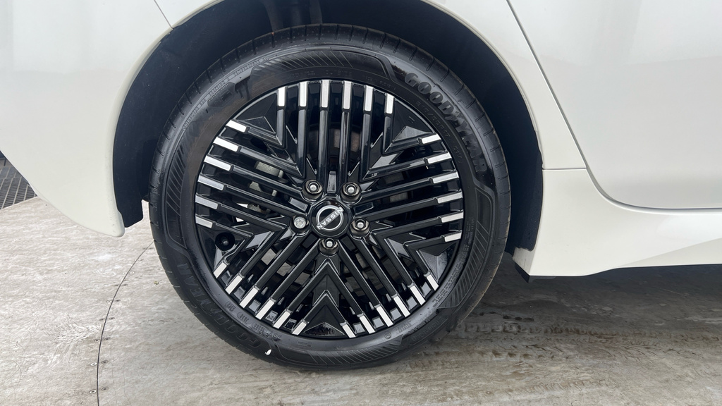 Nissan Leaf Leaf N-connecta Blue #30