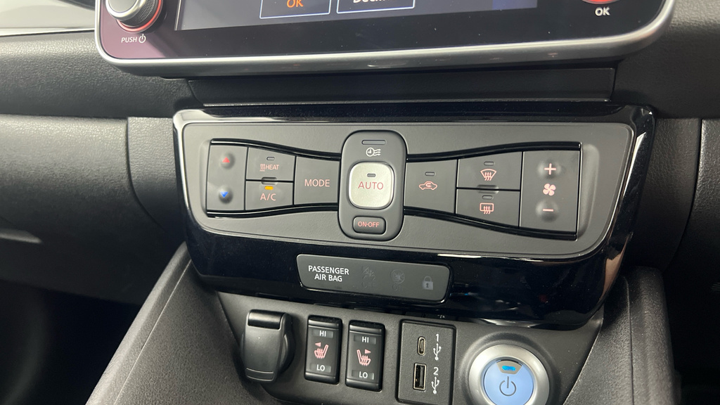 Nissan Leaf Leaf N-connecta Blue #13