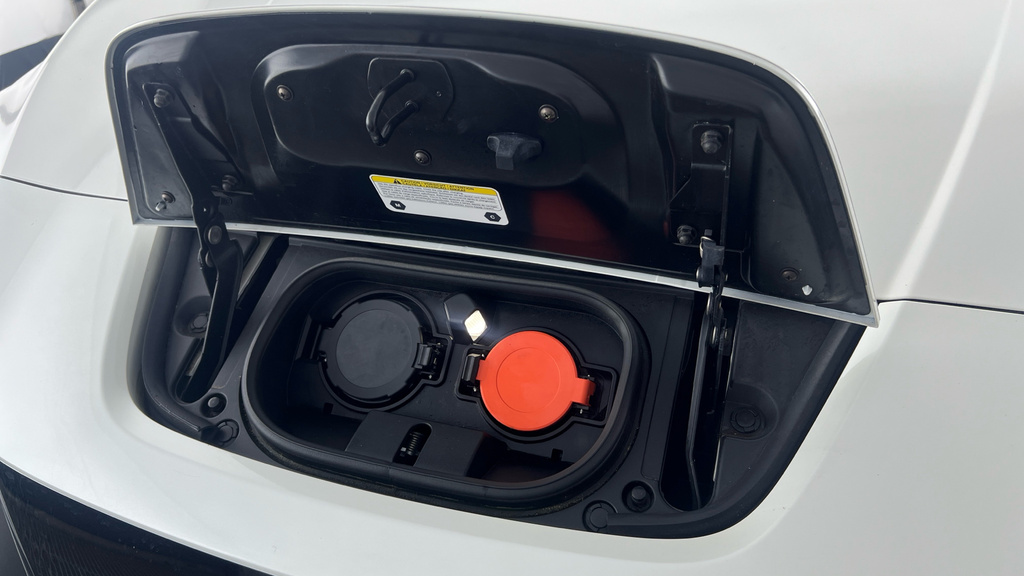 Nissan Leaf Leaf N-connecta Blue #32
