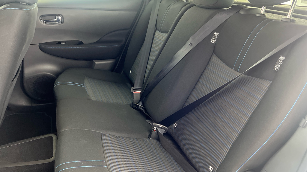 Nissan Leaf Leaf N-connecta Blue #25