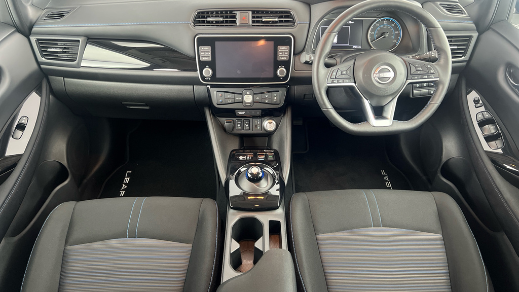 Nissan Leaf Leaf N-connecta Blue #15