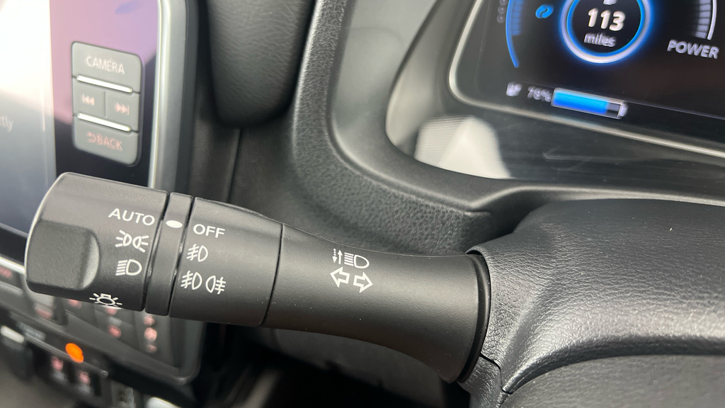 Nissan Leaf Leaf N-connecta Blue #10