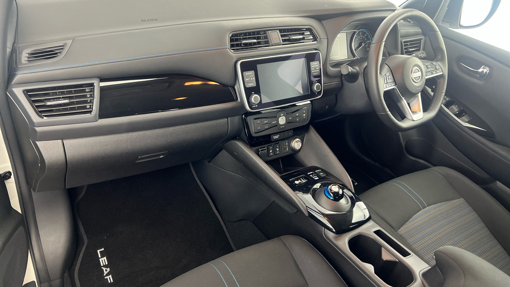 Nissan Leaf Leaf N-connecta Blue #14