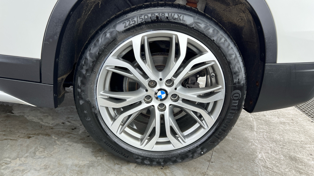 BMW X1 Se Black #21