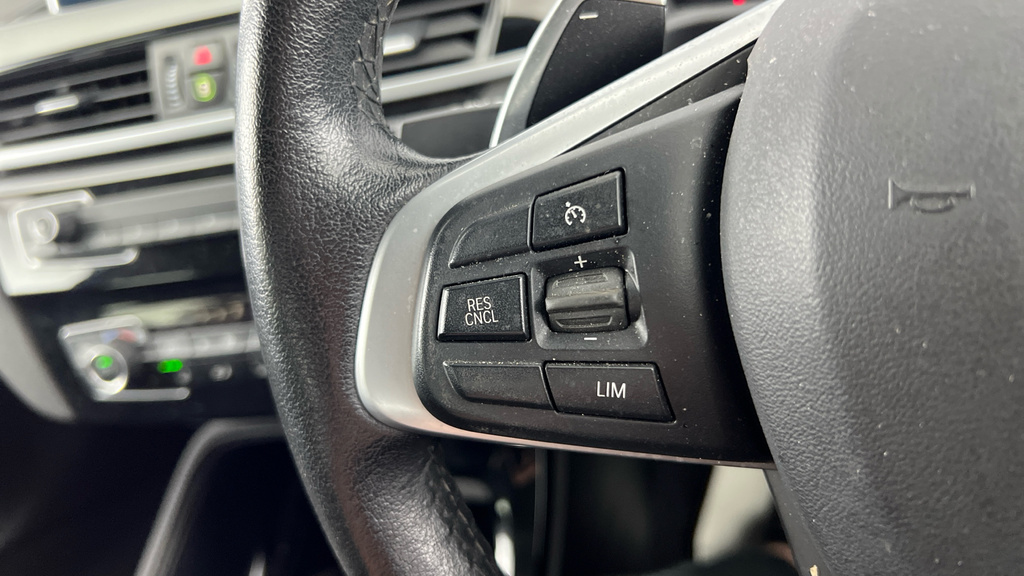 BMW X1 Se Black #11