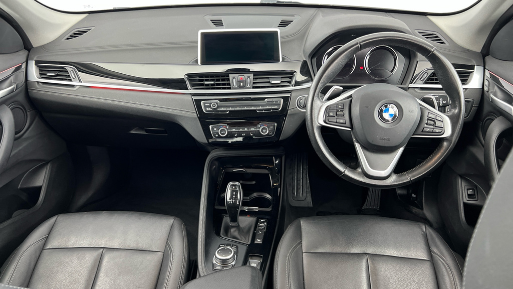 BMW X1 Se Black #12