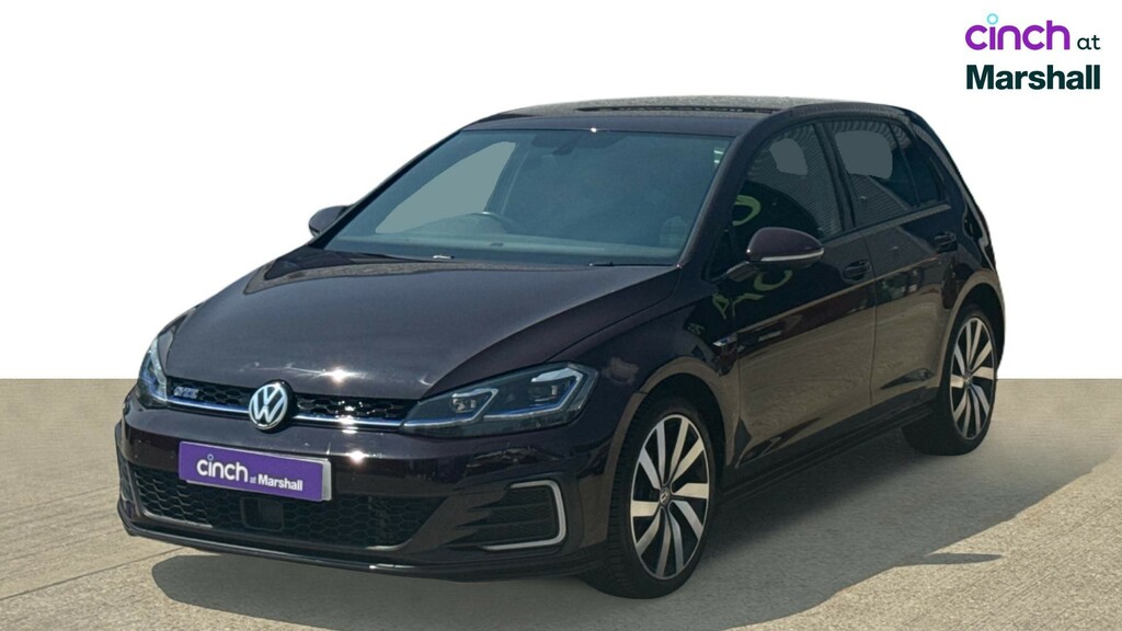 Volkswagen Golf Hatchback Red #8