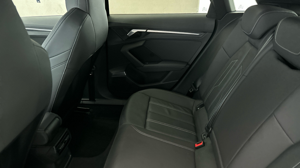 Audi A3 Technik White #20