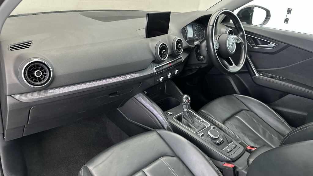 Audi Q2 Tdi S Line Blue #11