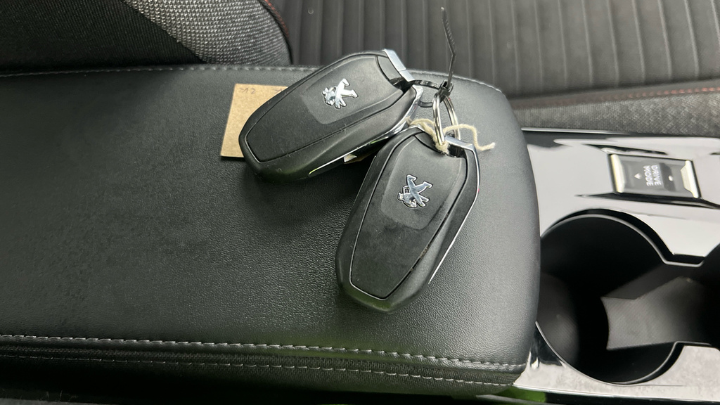 Peugeot e-2008 Active Premium Blue #26