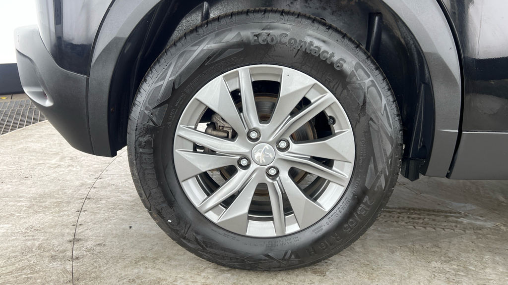 Peugeot e-2008 Active Premium Blue #23