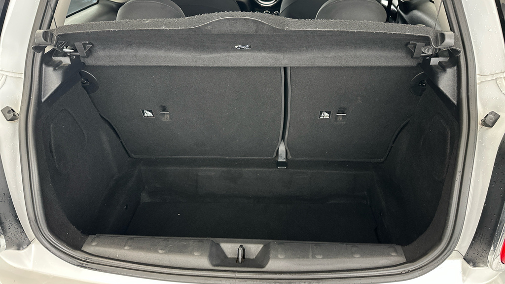 Mini Hatch Level 3 Black #19