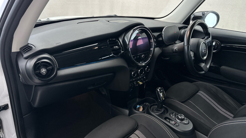 Mini Hatch Level 3 Black #10