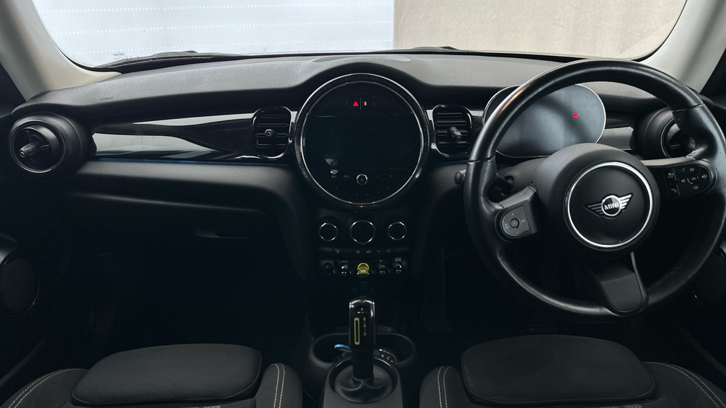 Mini Hatch Level 3 Black #11