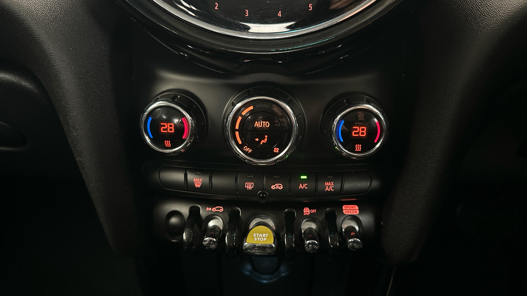 Mini Hatch Level 3 Black #16