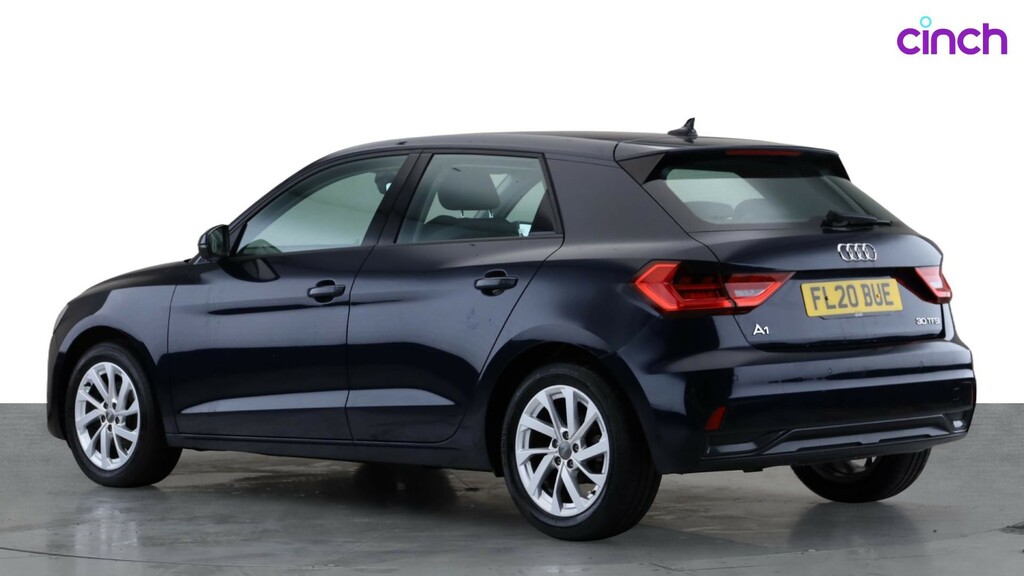 Audi A1 1L Technik White #6